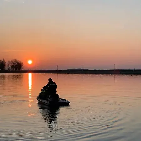 아파트 Au Port De Dienville